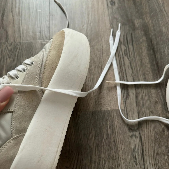 MM6 MAISON MARGIELA
Fabric and suede sneakers in ivory colour size 35 - Picture 6 of 11